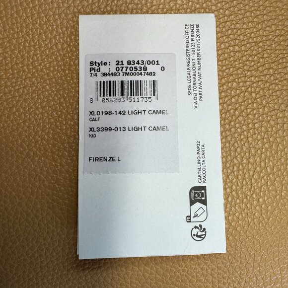 Ferragamo Classic East West Tote – Light Camel - Picture 13 of 13